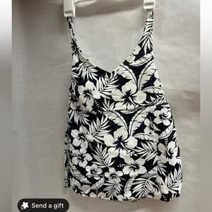 Lands end Black and White Floral tankini